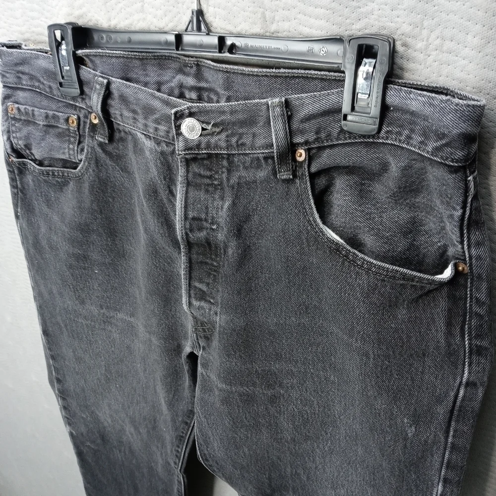 Levi's 501xx men's button fly black jeans sz 36x30. 300 5pm